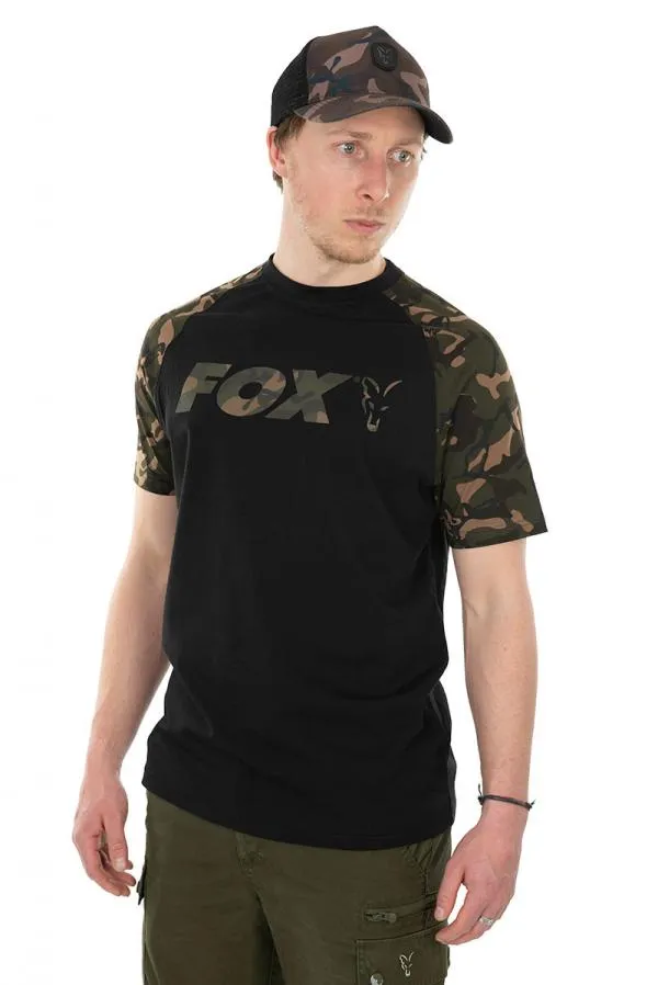 Fox S-es fekete, terepmintás ujjú póló